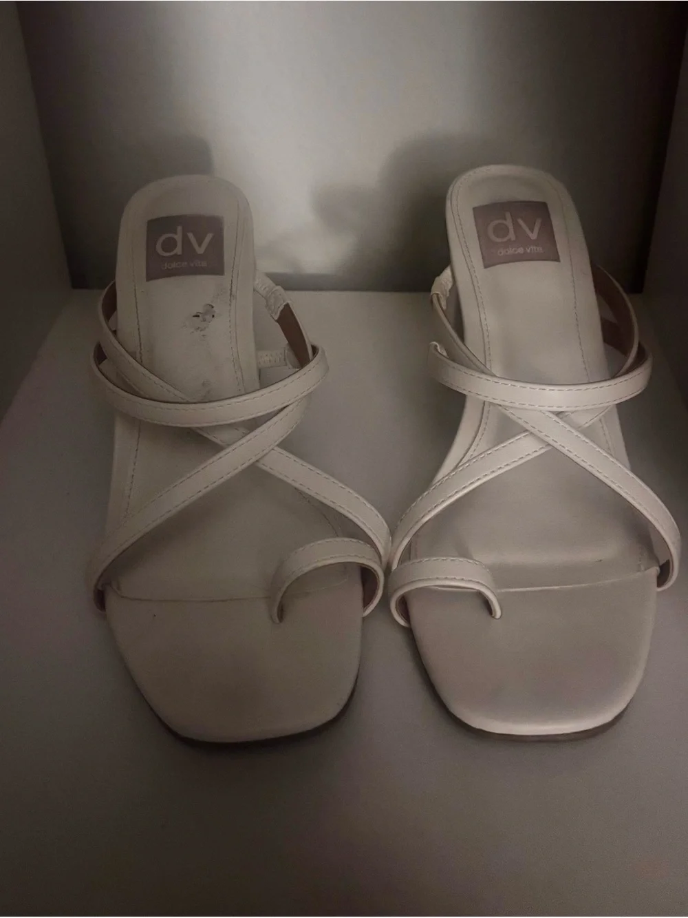 DV by Dolce Vita White Minimalist Crossover Slide Sandal